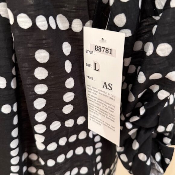 New Label black and white polka dot 3/4 length sleeve button down top NWT. - Picture 8 of 8